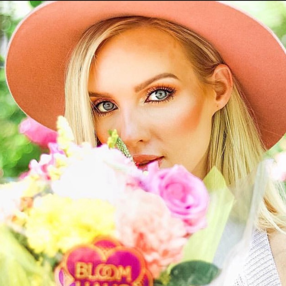 Blush Flat brim hat